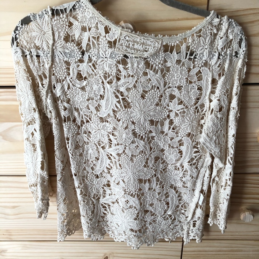 Lazer cut lace top NWOT